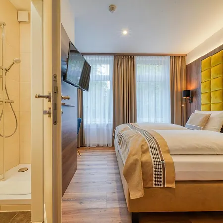 Zentrum Hotel Stade 2*