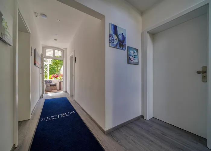 Отель Zentrum Штаде