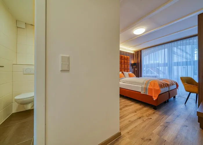 Zentrum Szálloda 2*