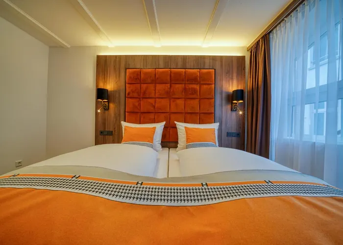 Отель Zentrum 2*