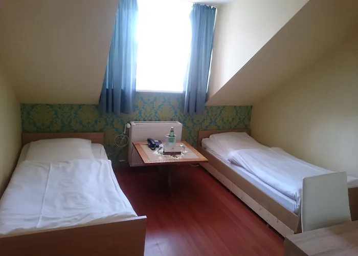 Zentrum 2* Штаде