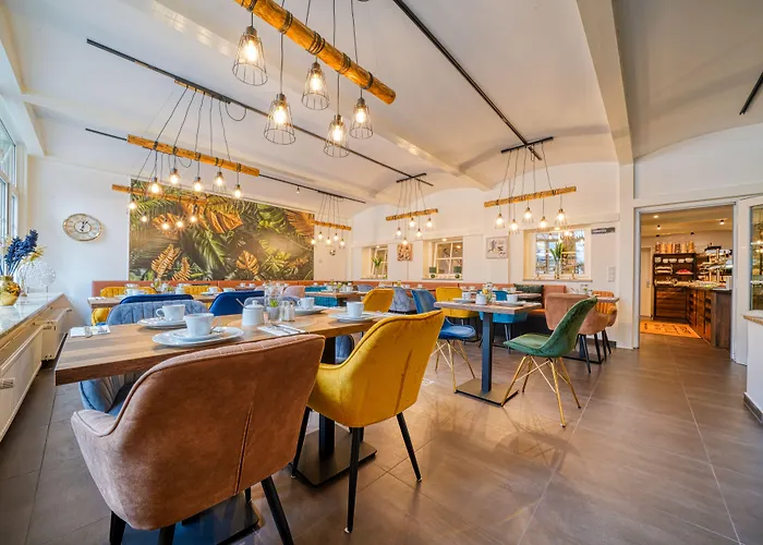 Отель Zentrum 2*