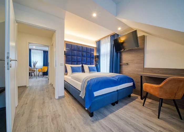 Отель Zentrum 2*