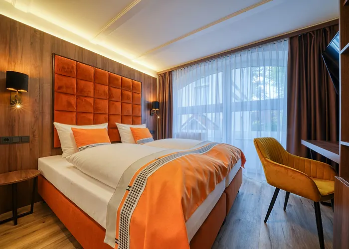 Отель Zentrum 2*